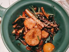 -蜜桃花开·中西融合菜E&W(南长街店)