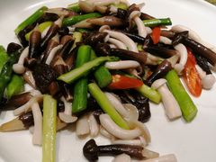 -上海小南国(仲盛世界商城店)