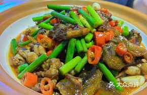 Stir-fried Yellow Eel with Tukuma