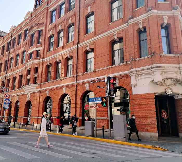 圆明园路限时步行街-"好多欧式建筑 周末来拍拍照不错 真的感觉.