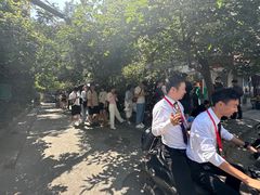 -叶新小吃店(来凤小区总店)