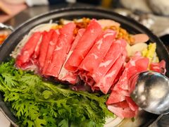 部队锅-MI WU FACTORY米屋美食工厂餐厅(绿地店)