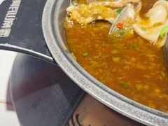 -阿瓦山寨·湘菜现炒·剁椒鱼头王(咸阳总店)