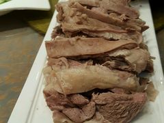 -清真·胖妈妈手抓餐厅(定西路长城宾馆店)