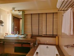 -广州中心皇冠假日酒店