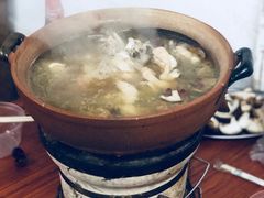 -威邵鸡煲(西华路总店)