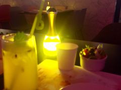 -樱花里音乐餐吧·牛扒椰子鸡(东圃店)