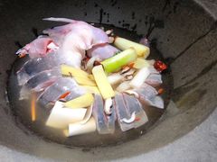 -鲜潭蒸汽石锅鱼(五道口购物中心店)