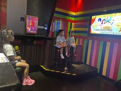 -K+全国连锁KTV(绿地缤纷天地店)