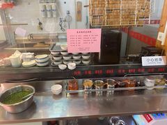 -正宗普宁豆干坊·洪记砂锅粥(红领巾路店)