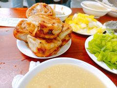 -宝瑞门钉肉饼店