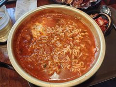 泡菜培根辛拉面-米屋石锅拌饭(师大店)