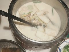 -佬麻雀·剁椒鱼头(京基KK One店)