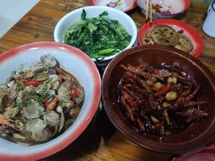 -老三样·美食研究中心(世贸路店)