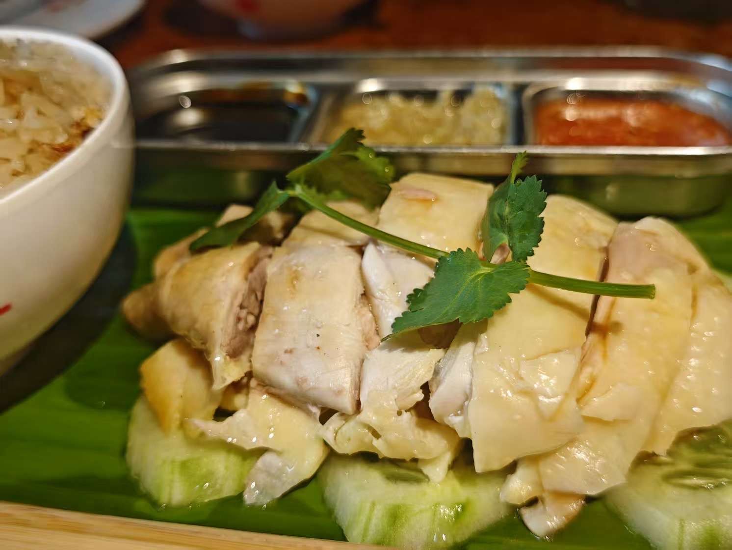 肥豚肉骨茶