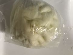 -白玉兰食品甜凤店(合生汇店)