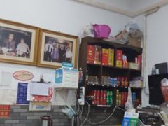 -雷祖芳老妈蹄花店