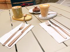 -潮一不贰·法式甜品·生日蛋糕·西式简餐(外滩店)