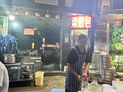 -梁憨包(南岸回龙湾店)