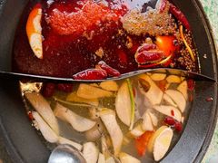 -鸿姐老火锅(疁城新天地店)