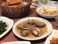 小鲍鱼-东方明珠老上海8号餐厅