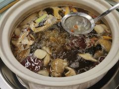 招牌秘制土鸡锅底-名善山珍·野生菌汤锅(文殊院店)