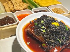 -33号大院·青岛本帮菜(五四广场店)