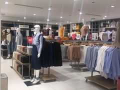 -优衣库(上海正大广场店)