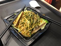 -魏家凉皮(郑州东站店)