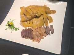 -铜锣湾·有麝自然香(渝北财富中心店)