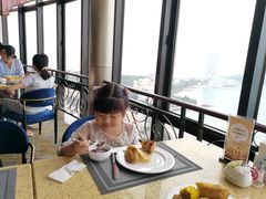 -汇泉王朝大饭店-旋转餐厅(南海路店)