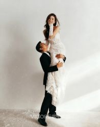 -雪中彩影婚纱摄影·微光艺术中心