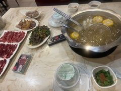 -粤潮牛肉火锅店(江南大道店)