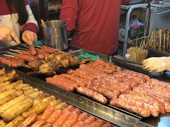 -凤凰鸡翅包饭·山猪肉香肠