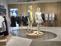-adidas(滔搏朝阳大悦城店)