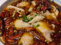 百味沸腾鱼-川人百味·水煮活鱼(赛罕万达店)