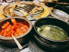 -青瓦炭韩潮烤肉(花园道店)