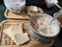 -啰啰冰屋(景洪总店)