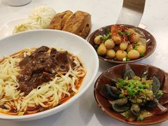 -李与白包子铺(桐梓林店)