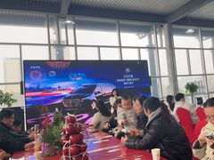 -泰州之星奔驰4S店(海陵店)