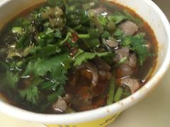 -江三王记牛杂馆(总店)