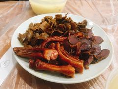 -蓝精灵饺子店