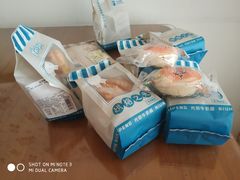 -光明牛奶棚(南泉店)