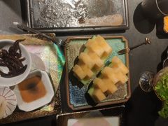 -铭牛烧肉·和牛海鲜自助(高新月牙湖店)