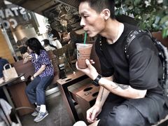 -星巴克臻选(北京银泰店)
