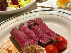 -MONICH牛排融合餐厅(和义大道购物中心店)