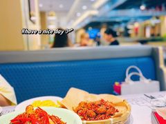 -靓虾二哥长沙地标小龙虾(五一广场店)