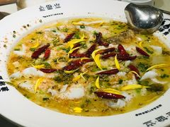 -渔语鱼酸菜鱼新川菜(来福士店)