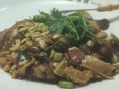 -拿渡·水煮鱼麻辣香锅(王府井奥莱·香江小镇店)