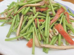 -颐朵佳宴(金丰商业广场店)